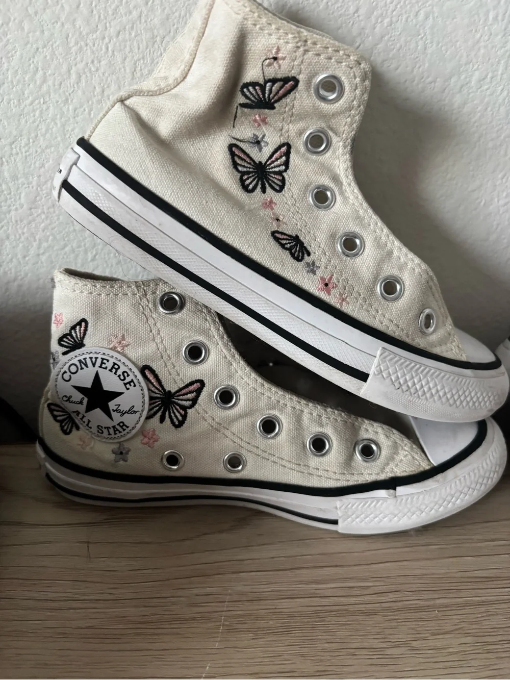 Converse High Top Sneakers - Butterfly Embroidery & Pink